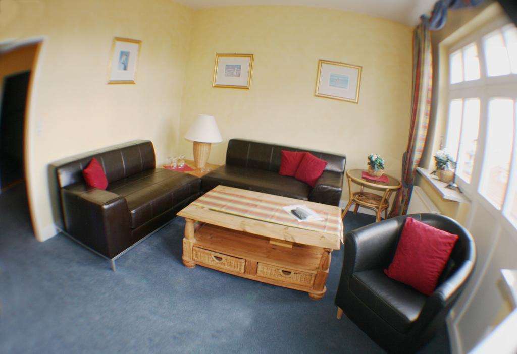Landgasthof Zur Krummen Linde Stolpe  Room photo